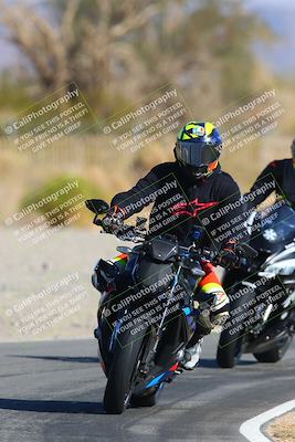 media/Jan-14-2024-SoCal Trackdays (Sun) [[2e55ec21a6]]/Turn 2 (1025am)/